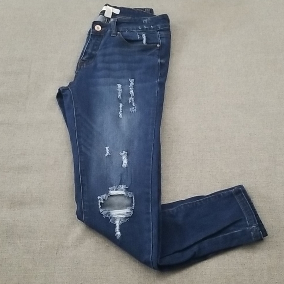 Forever 21 Jeans - Picture 2 of 3